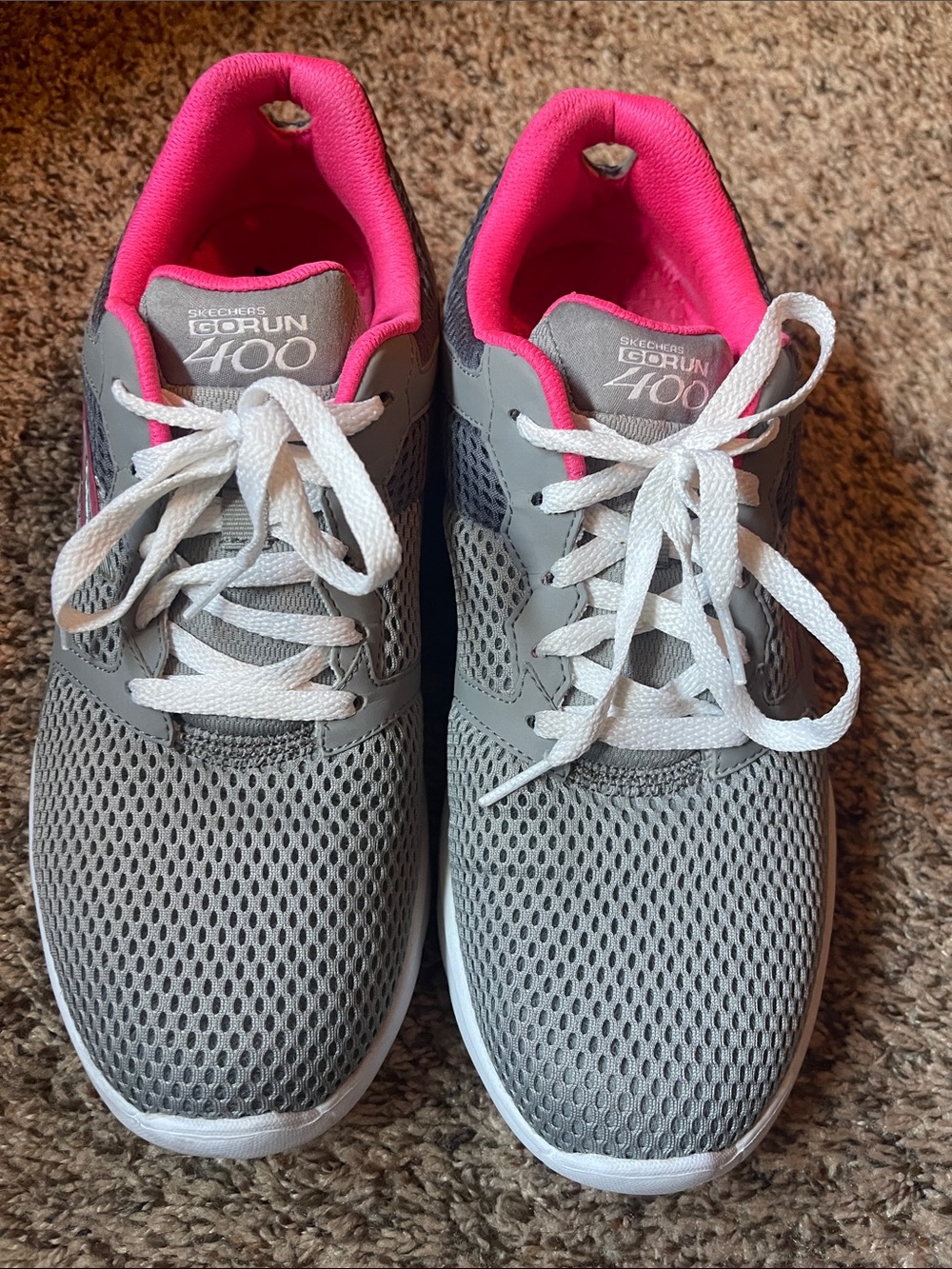 Skechers GOrun 400 Women’s Gray with Pink Liner Athletic Sneakers